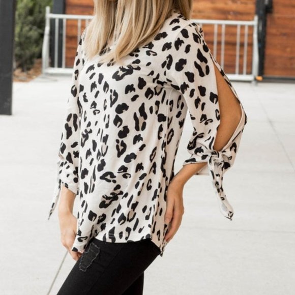 Tickled teal Tops - Tickled Teal Women's Leopard Print Long Sleeve Crew Neck Blouse Plus Size 3X